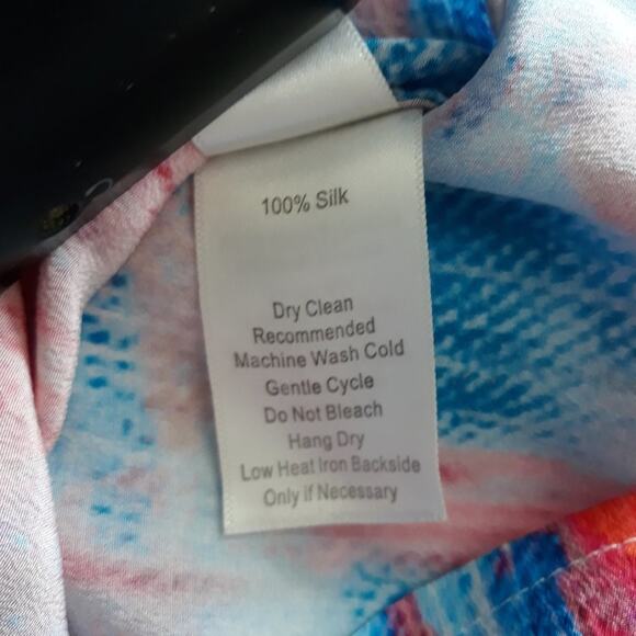 ecru Sleeveless Multicolor Silk Keyhole Camisole S - Picture 4 of 10